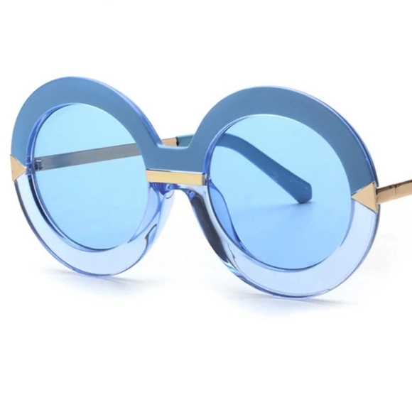 Sunglasses - Picture 2 of 5